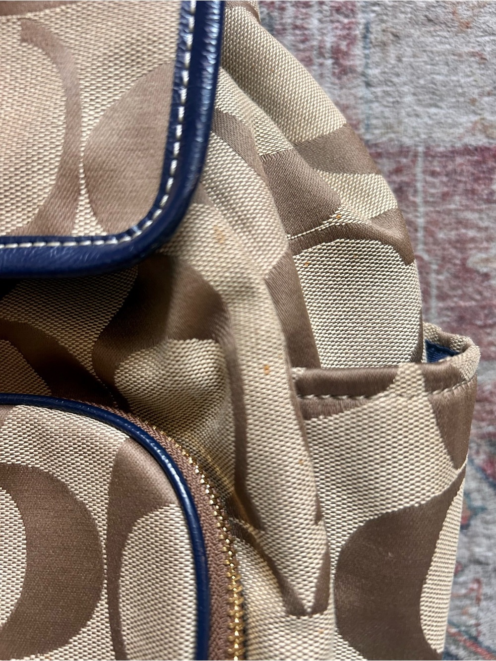 Coach Signature Backpack Gold Hardware Tan w Navy Trim Two Tags Charms Canvas - Picture 14 of 15